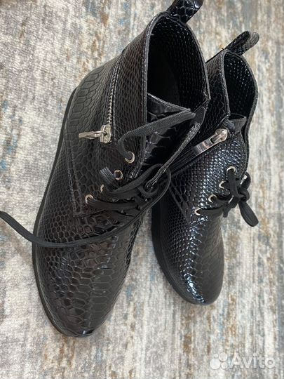 Ботинки демисезонные