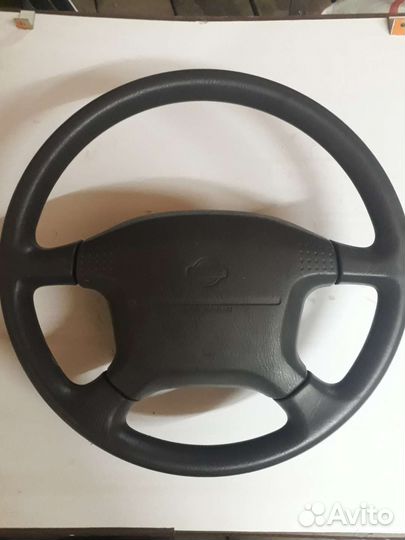 Руль Nissan x-trail с подушкой безопасности