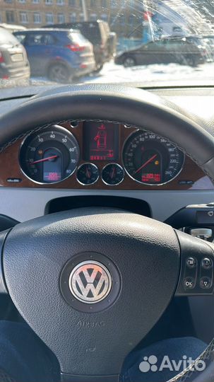Volkswagen Passat 2.0 AT, 2005, 230 000 км