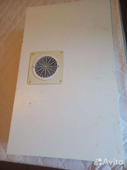 Пылесос для маникюра встроенный