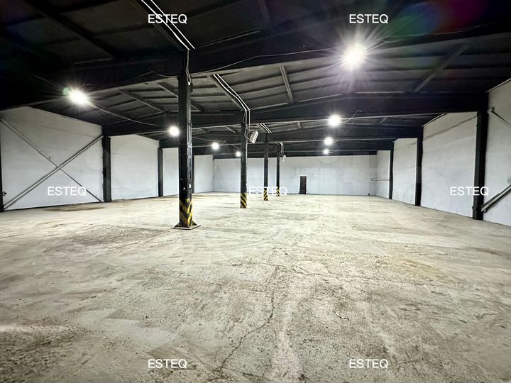 Производственно-складское, 986 м²