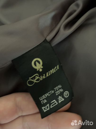 Коричневое дизайнерское пальто