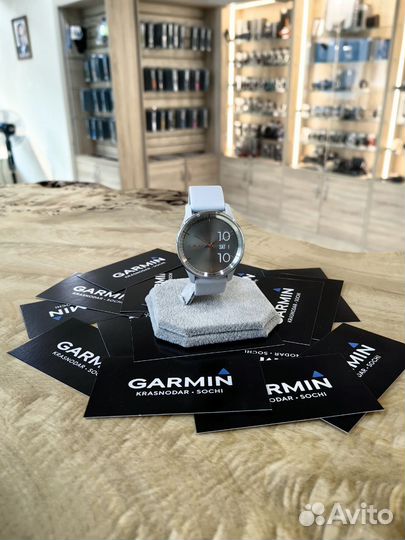 Часы Garmin vivomove Trend,Mist Gray