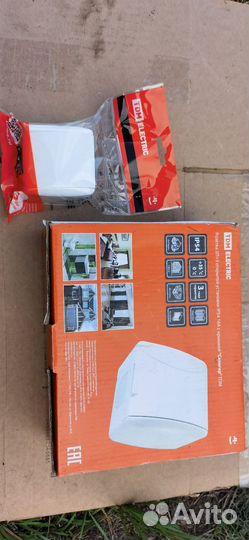 Розетки tdm sq1818-0013