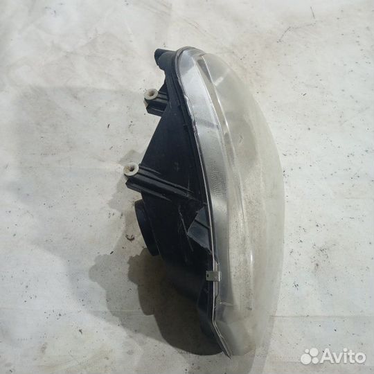 Фара галогеновая передняя левая Ваз 1118