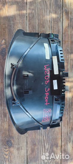 Приборная панель Mercedes-Benz C W203 M271 2005