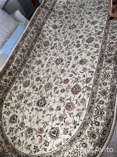 Ковер шерстяной