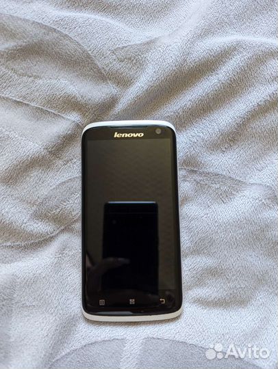 Lenovo s820