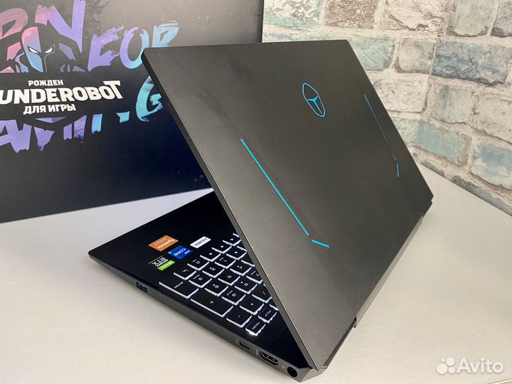 Thunderobot 15.6 144Hz i5-12450H RTX 3050 16Gb\512