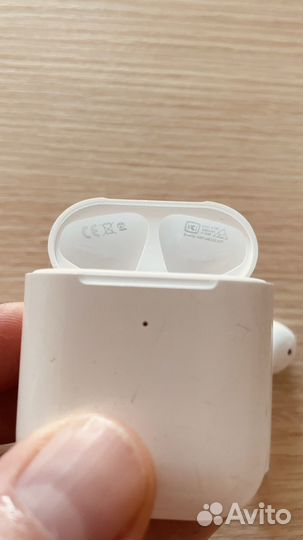 Airpods 2