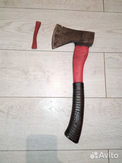 Топорик туристический