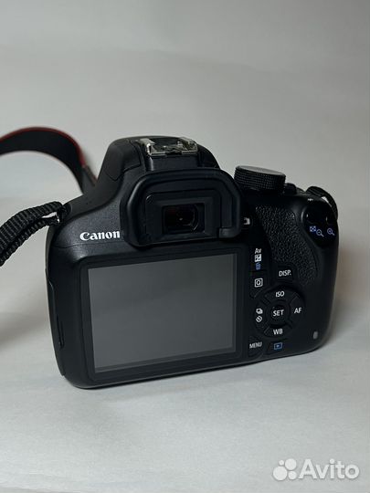 Зеркальная камера Canon eos 1200D (body)