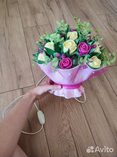 Лампа настольная