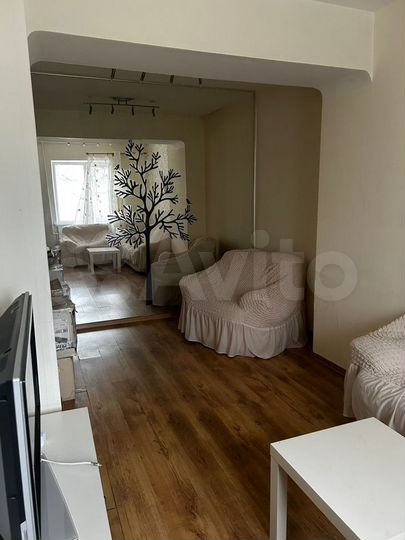 2-к. квартира, 54 м², 1/10 эт.