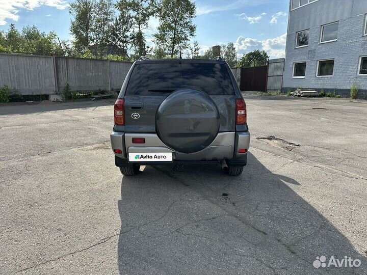 Toyota RAV4 1.8 МТ, 2004, 301 500 км