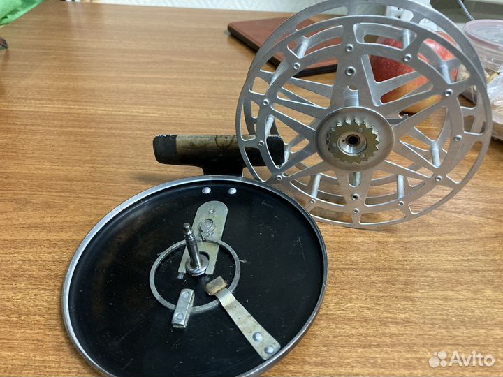 Катушка невская СССР