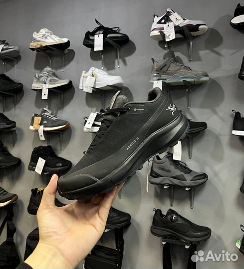 Артексы: новые кроссовки с водоотталкивающим Gore-Tex