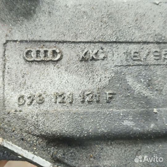 Корпус термостата 2.6 2.8 abc acz aah 078121121F