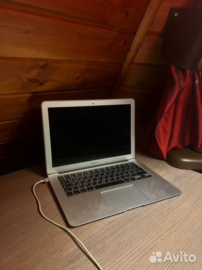 Apple macbook air (13-inch, 2017)