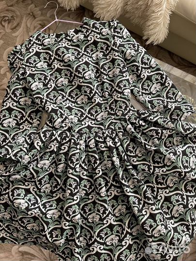 Платье жаккард xs