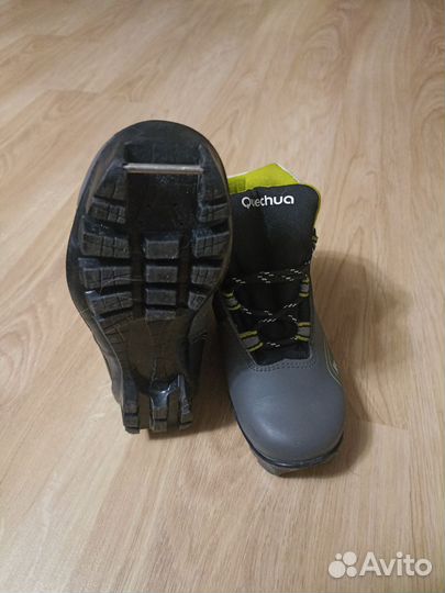 Ботинки лыжные 32 размер