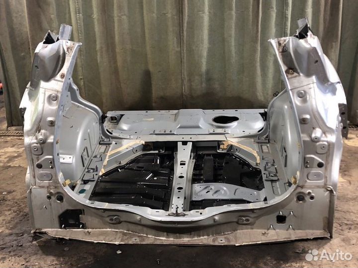 Часть кузова отрезная задняя Renault Espace JR R9M