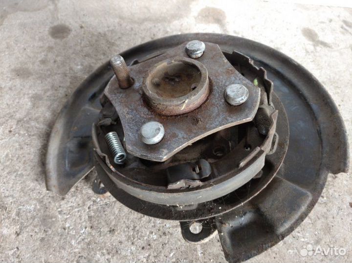 Ступица в зборе задняя левая Lifan Solano