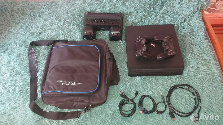 Продам PlayStation 4Pro