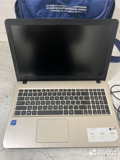 Ноутбук asus
