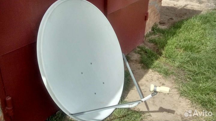Антенна спутниковая