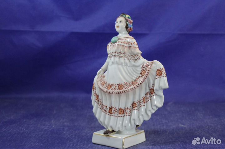 Редкая Статуэтка фарфор Китаянка Девушка невеста