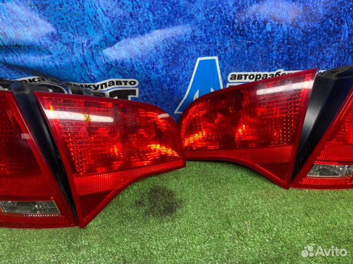 Комплект фонарей Audi A4 B7 ALT 2009
