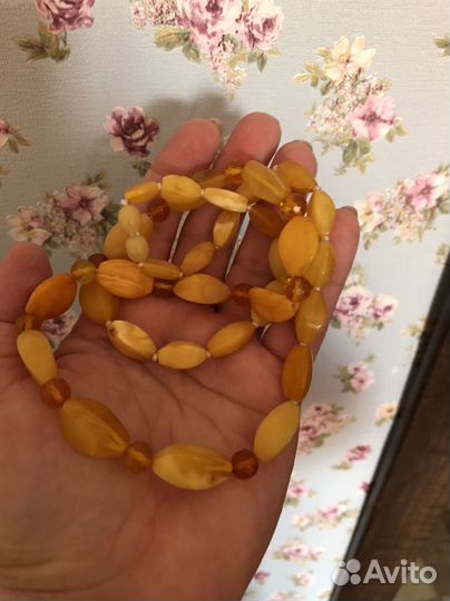 Бусы янтарь желток