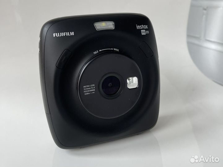 Фотоаппарат моментальной печати Instax Square SQ20