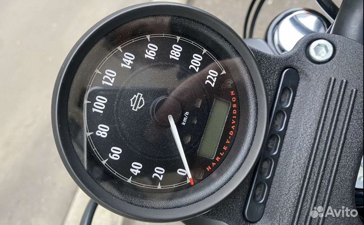 Harley-Davidson Sportster 883 Iron 2016