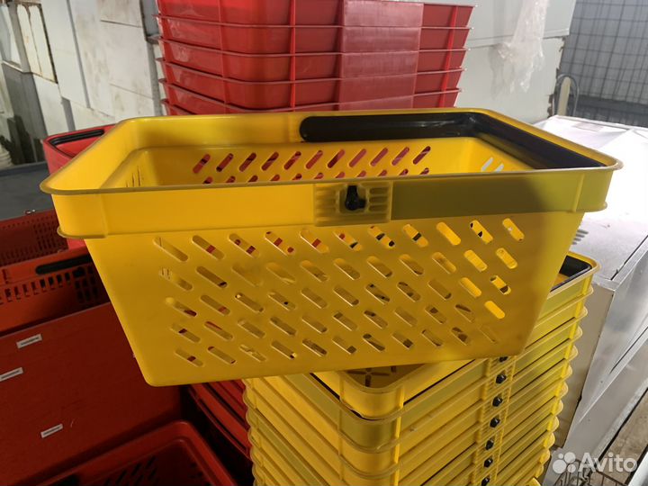 Корзина покупательская желтая 20 литров