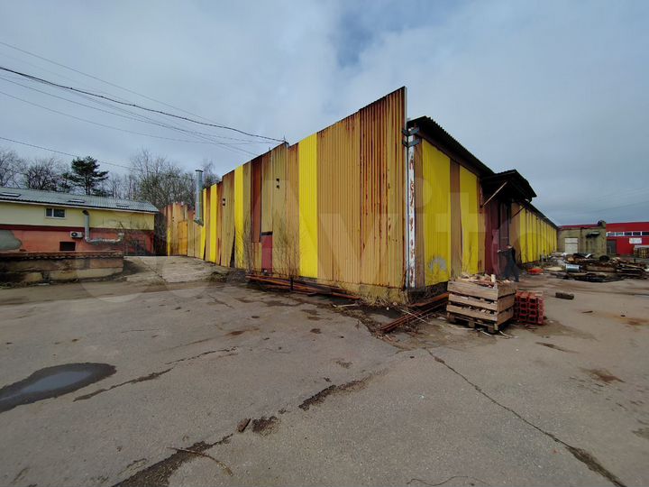 Производство, 2400 м²