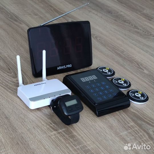 Кнопка вызова официанта комплект с часами и табло