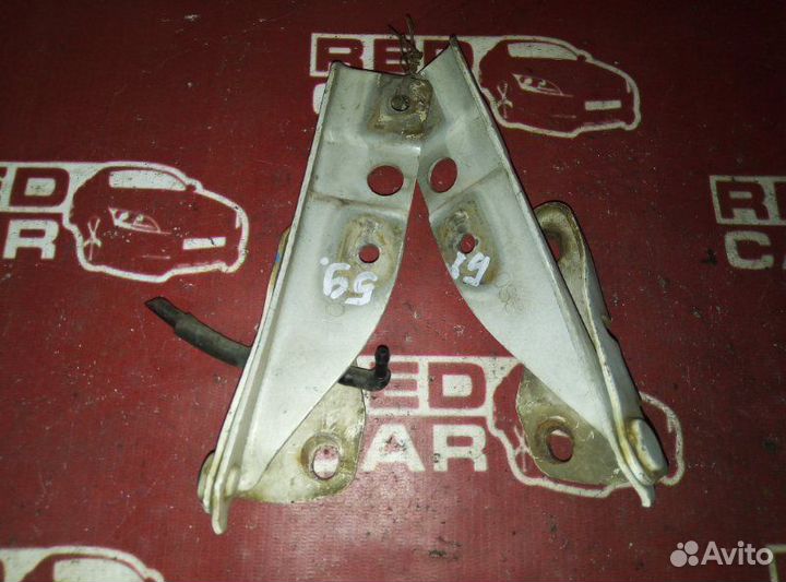 Петля капота Honda Odyssey RA4