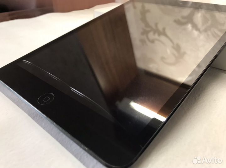 iPad mini 16 gb (sim карта)
