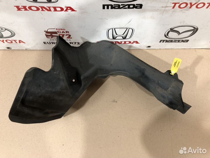 Кожух горловины бензобака Honda Accord 8 CU 08-12