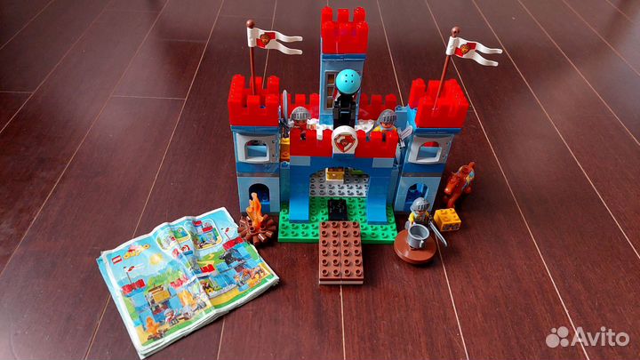 Набор Lego duplo Королевский замок 10577