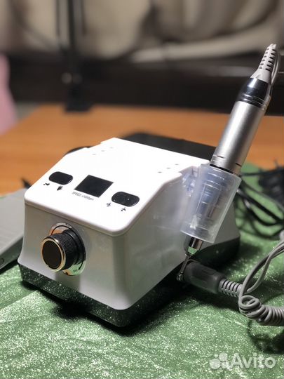 Машинка для маникюра