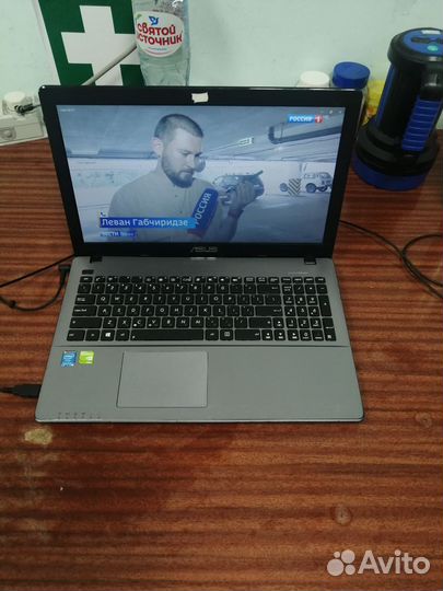 Ноутбук asus х550с