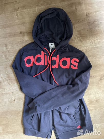 Спортивный костюм adidas