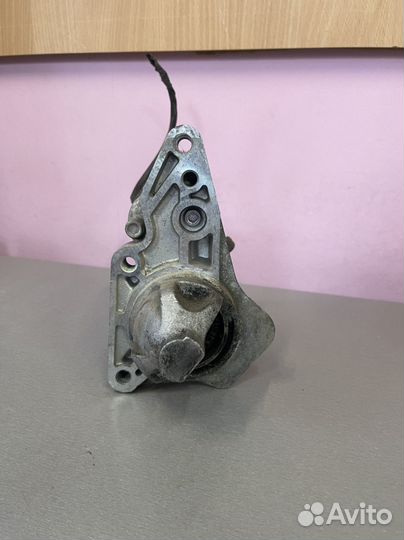 Стартер Nissan Tiida 23300EE00A