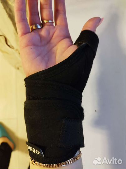 Ортез на руку большой палец