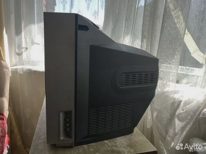 Телевизор LG рабочий