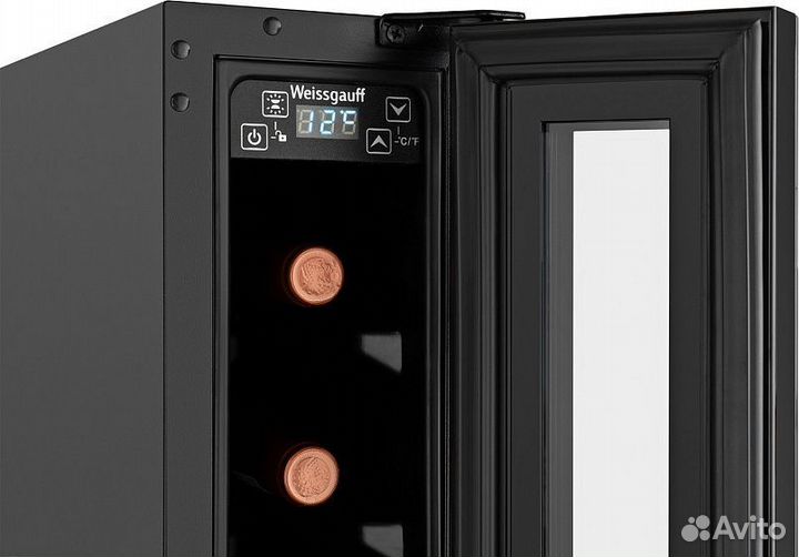 Винный шкаф weissgauff WWC-7 B