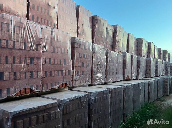 Кирпич красный